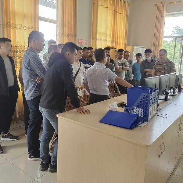 微信图片_20210416085843.jpg 微信图片_20210416085843.jpg